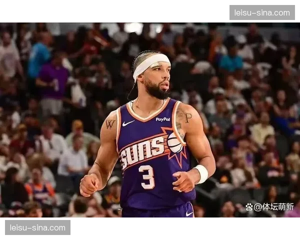 太阳布克独木难支 狄龙缺阵格林投射失准致连败颓势 太阳布克独木难支 狄龙缺阵格林投射失准致连败颓势